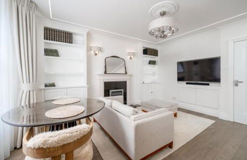 Stunning 2-bed, 2-bath Property In Central London - Photo 5