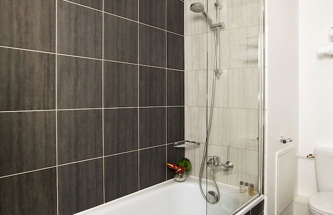 Residhome Paris Rosa Parks - Photo 14