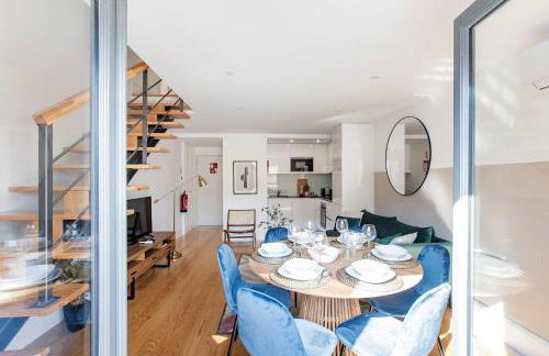 Bright 3BR Flat w/ AC in City Center by LovelyStay - Photo 44