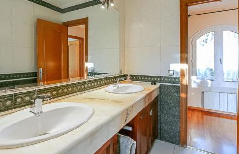 Gorgeous Home In Santa Susanna - Foto 30