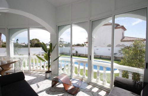 Villa Oasis Costa Dorada - Foto 8