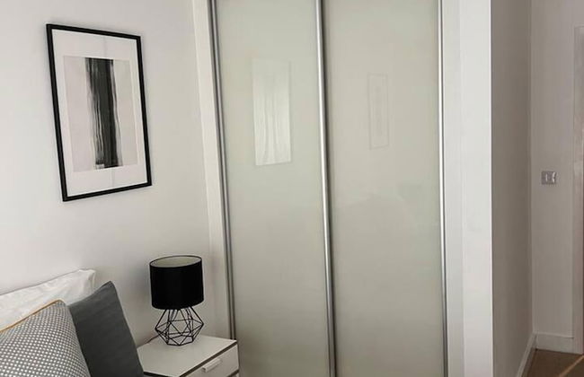 Modern 1 Bed Flat Near Station and City - Foto 6