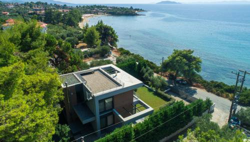 Elia Seafront Villa - Photo 5