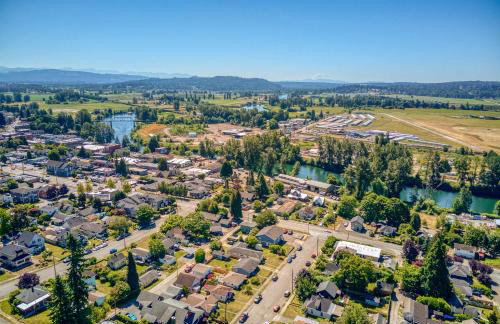 Modern 2 Bedroom Farmhouse Cottage with Hot Tub in Snohomish - Foto 5