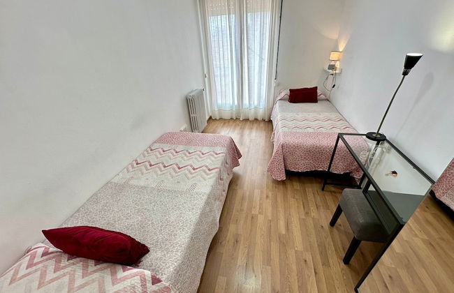 Rooms Rambla - Photo 14