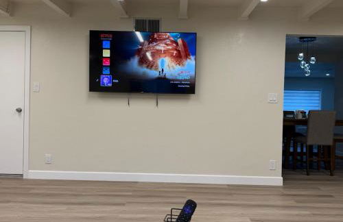 The Hayward Hearth, Serene 3BR Home, Cul-de-sac, Yard - Foto 3