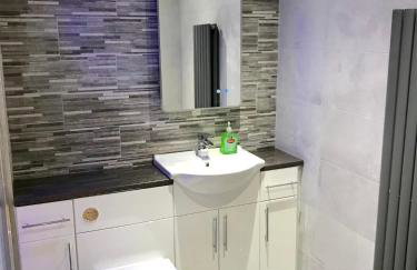 CITY CENTRE APARTMENT with Free Secure Underground Parking - Foto 71