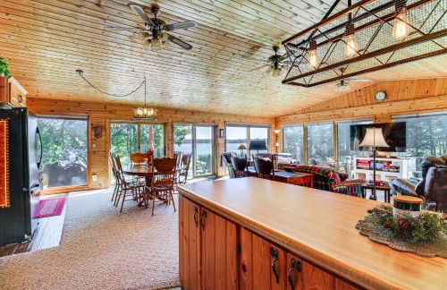Lakefront Hackensack Cabin with Patio and Grill! - Foto 13