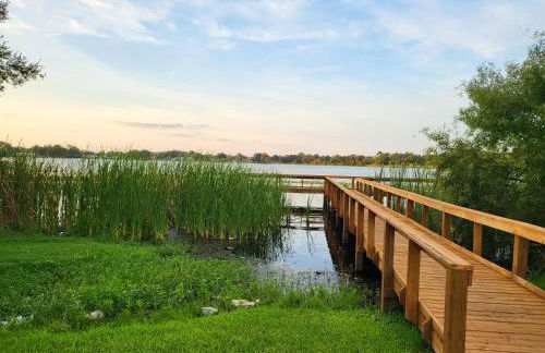 Promise Land Manor Historic home lake access, near parks and venues - Foto 51