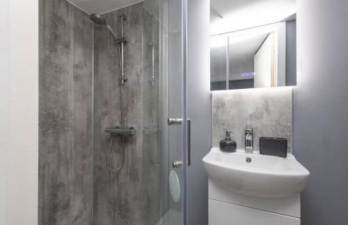 Alt-Stay Accommodation - Lofthouse, Wakefield M1 - 3 Bed En-suite With Parking - Ideal For Contractors & Long Stays - Foto 26