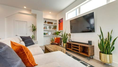 Modern Denver Townhome with Rooftop Terrace! - Foto 5