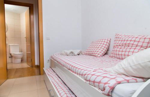 New & Sunny Apartment - Foto 8