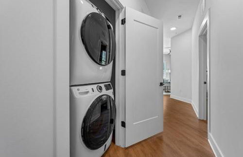 Luxury Condo Sleep the Whole Family Pool and Gym - Foto 24