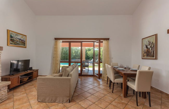 Pool House In Greenery - Foto 26