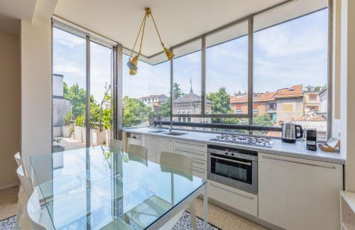 Milan Central Penthouse with Terraces, Jacuzzi & Garage - Foto 43