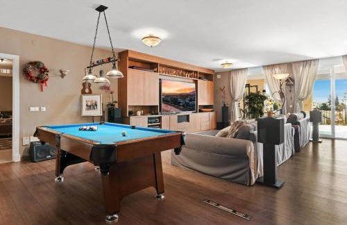 Infinity pool mansion by Costarentals - Ref 85 - Photo 3