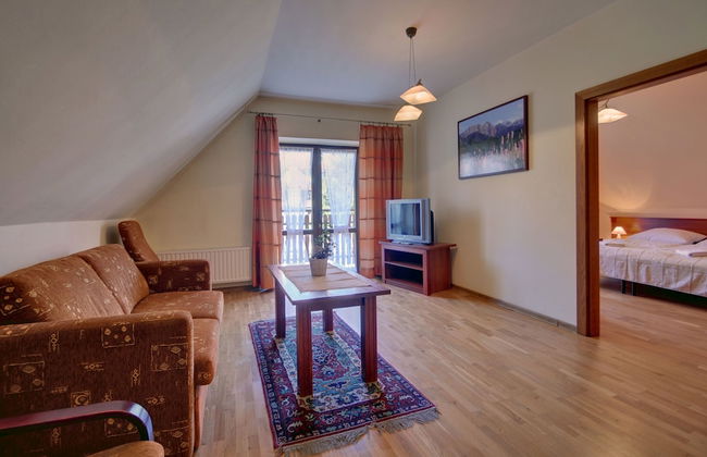 Willa Serafin - Photo 46