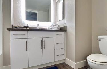 Stunning 2BD 2BTH Apt in Santa Monica! - Foto 16