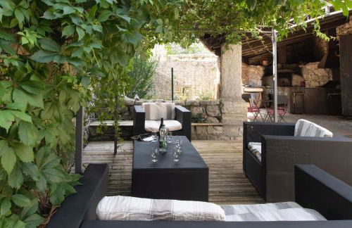 Le Mas pierre et soie - Photo 2