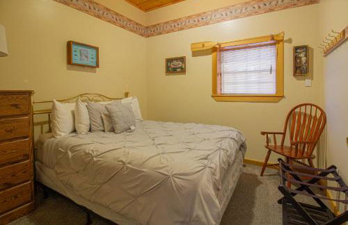 Stay In Ohiopyle - closest place to the GAP trail in Ohiopyle, PA, Hot Tub - Foto 25