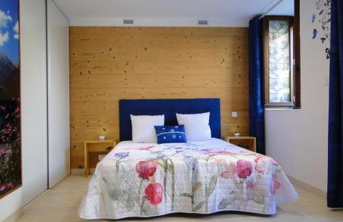 Gîte 295 Montagnes du Jura avec Spa et Sauna classé 3 étoiles - Foto 1