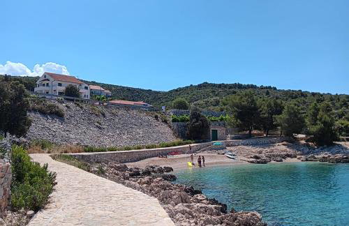 Drazena Buntin Apartments - Photo 16