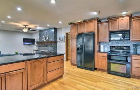 Lakefront Paradise with 7 beds - Fishing - Swimming - Foto 16