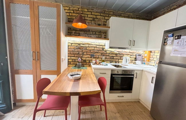 Kukuvayia s Nest-centre Old Town Corfu - Photo 9