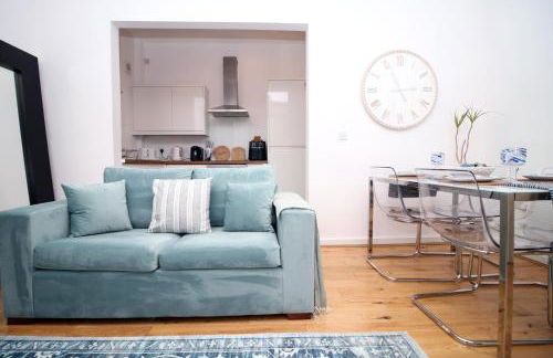 Coastal penarth dream! Close to Cardiff superb location near bars and restaurants! Dog friendly and welcome breakfast pack! - Foto 3