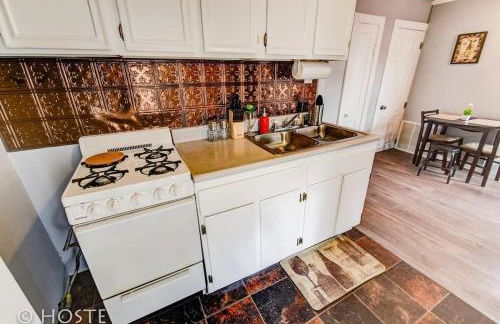 *H* NEW! Downtown Cottage Newly Renovated! * - Foto 8