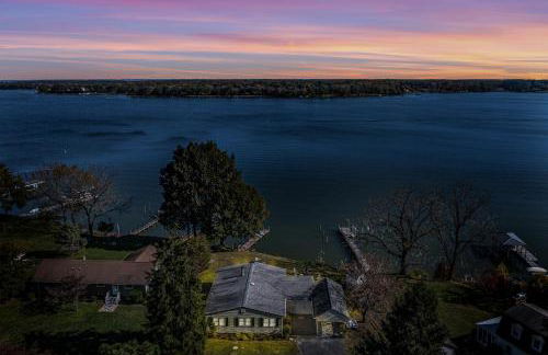 Game Themed Waterfront Fun at Easthaven - Foto 26