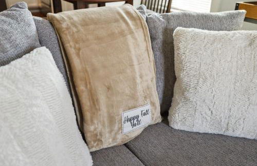 East Nashville Sweetie Near to Downtown 2 Bed 2 Bath with Fenced Yard 30 or more Days by SkyRun Nashville - Foto 41