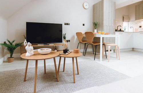 Luxury 2 BD with Free Parking & WIFI, Near Train Station and Stockport Hospital - Foto 9