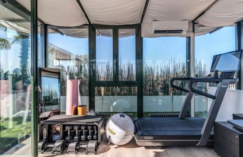 SkyJungle, luxury penthouse private pool and spa - Foto 32