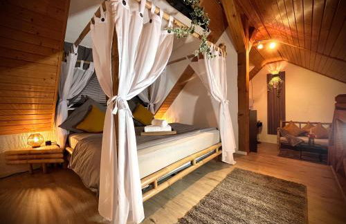 Stay by Home Deluxe Apartment WiFi-PS4-TV-Loft-Bath-Kitchen - Foto 4