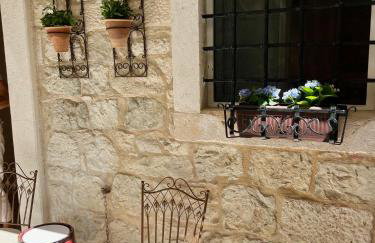 Apartment Venus of the Palace - NEW RENOVATED - Photo 5