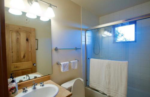 Serene King Suite Retreat on Quiet Mercer Island - Foto 4