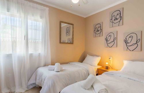 House with private pool - Foto 19