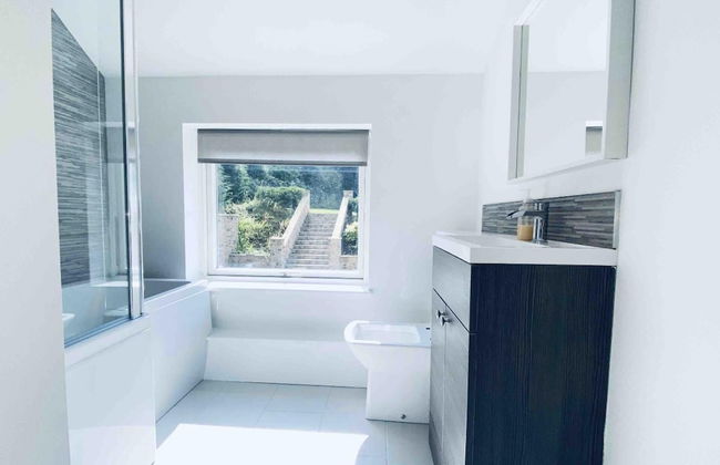 Exclusive 4-bed House 10 Minutes From Newcastle - Photo 12