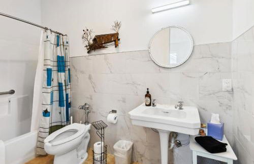 Lakefront Beach House - Sauna & Steam Pod Retreat - Foto 35