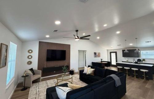 Royal Flush Villa - King Bed near WinStar - Foto 17