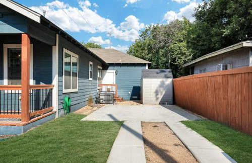 Getaway Near River Walk DT Yard BBQ Pet Games - Foto 24