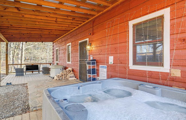 Red Cedar by Avantstay Cabin w/ Hot Tub + Views! - Foto 37