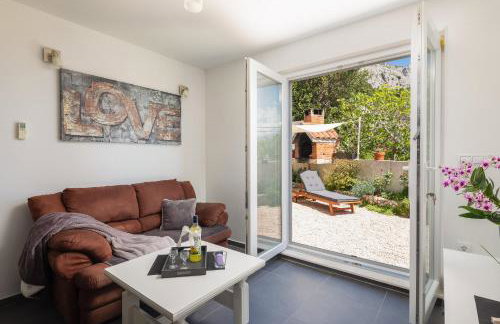 Seaside Apartment Kamelia - Photo 12