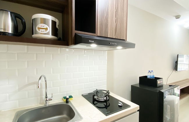 Modern Look and Tidy Studio LRT City Jatibening Apartment - Photo 10