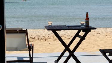 Cave Beach House Milos - Photo 4, sunbed