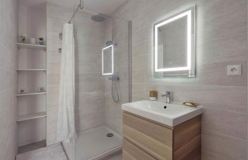 Logement récent 3 chambres à 200m mer et commerces - Foto 13