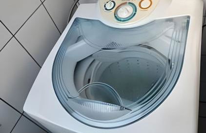 Ótimo APTO-Uma Quadra da Praia no bairro do Boqueirão em Santos - Foto 4