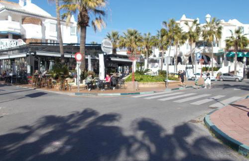 TIMON II, Luxury 3 bedroom Beachside Apartment - Foto 49