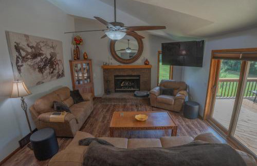 Whispering Woods Estate - Relax, Recharge, Connect - 12 wooded acres, 3 Bedrooms, 3 Baths, sleeps 10 - Foto 39